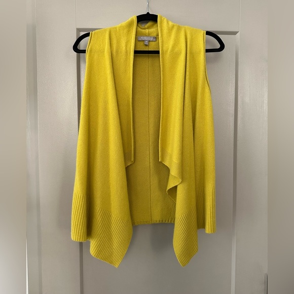 Neiman Marcus Sleeveless Draped Cashmere Vest Size XS - Picture 2 of 5